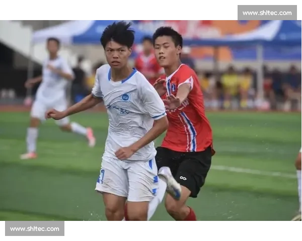 湘潭足球赛精彩回顾：激情对决点燃热血，全城球迷齐聚共襄盛举